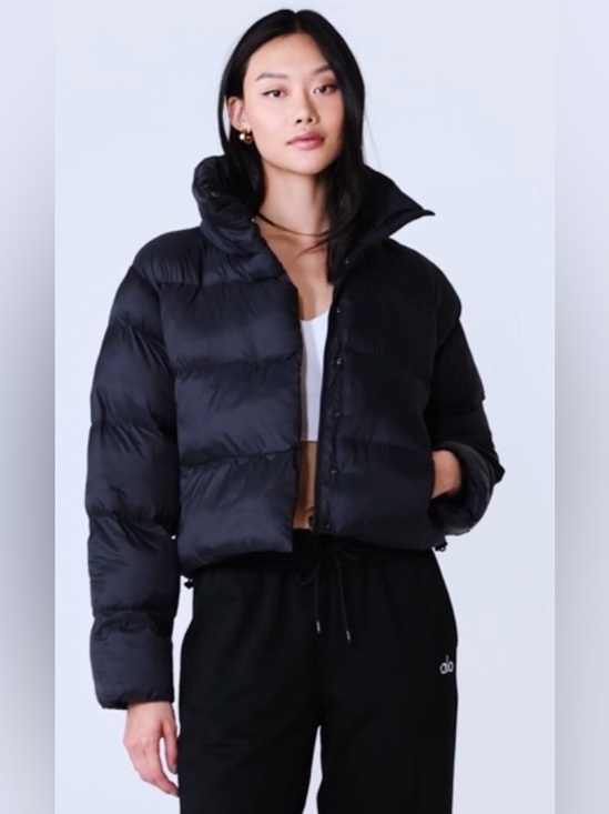 Alo Yoga NWT Gold Rush Puffer Jacket Navy Blue Size M - Picture 4 of 12